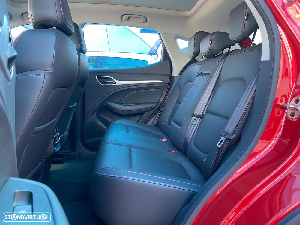 MG ZS Maximal Luxury - 28