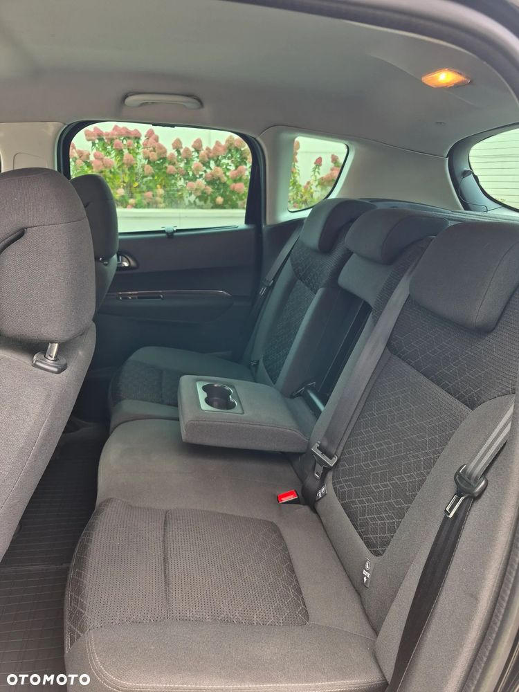 Peugeot 3008 - 21