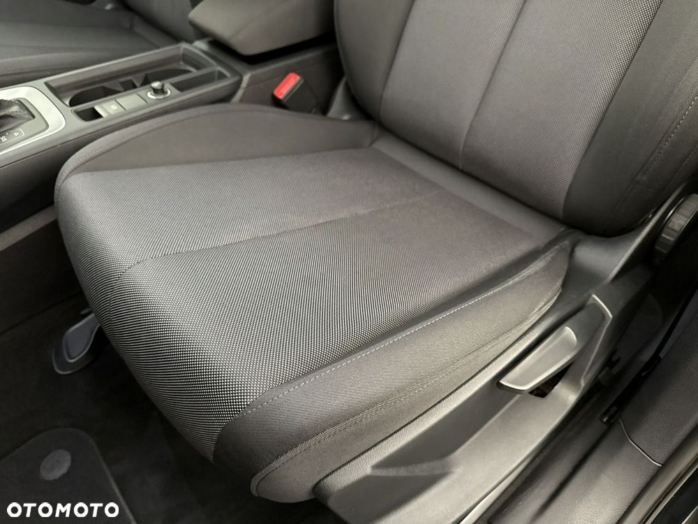 Audi Q3 - 18