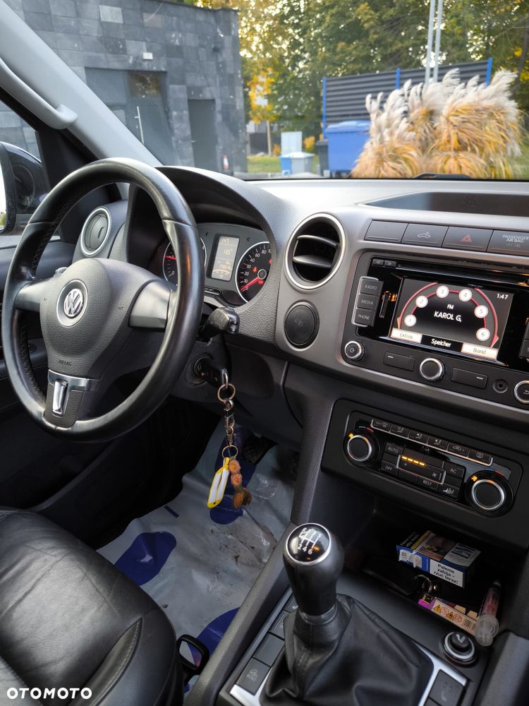 Volkswagen Amarok - 12