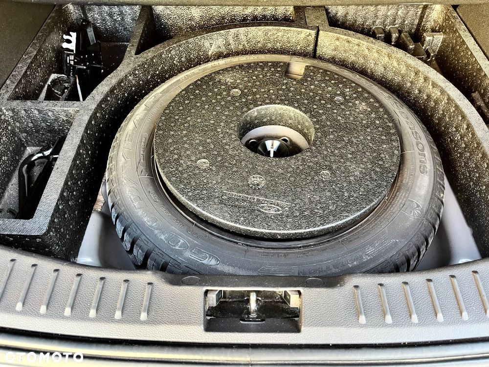 Ford Focus 1.0 EcoBoost STart-Stopp-System TITANIUM - 29