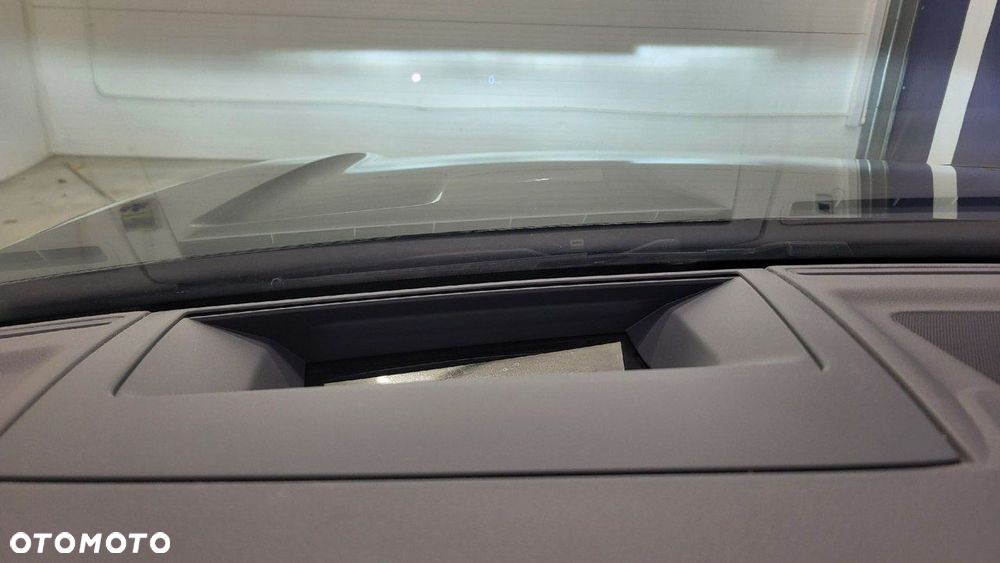 Volkswagen Touareg - 15
