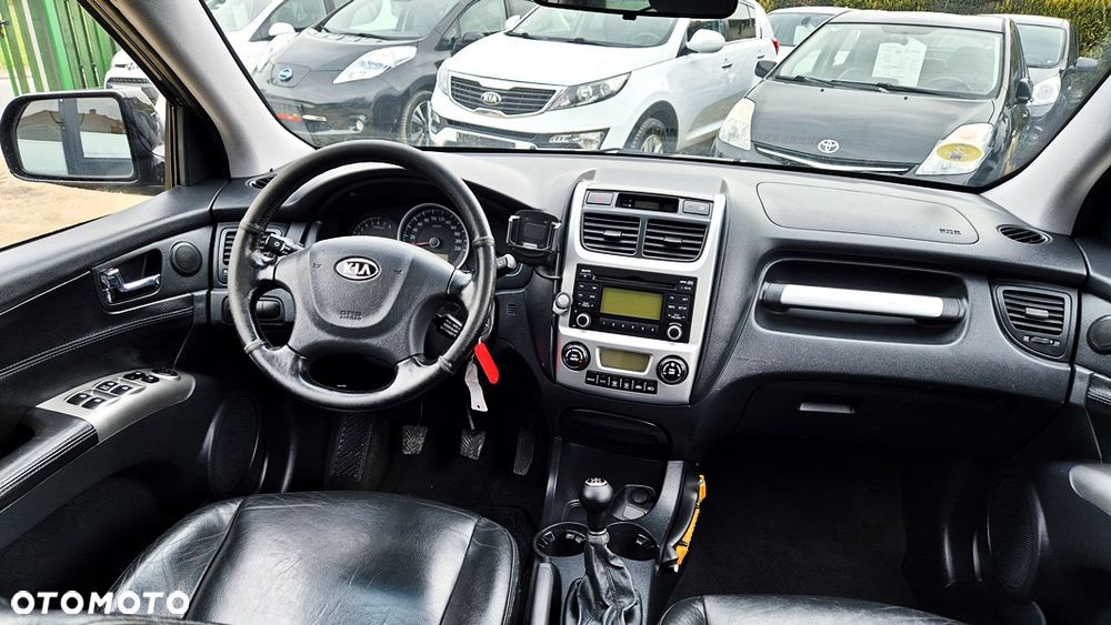 Kia Sportage 2.0 Tour 2WD - 37