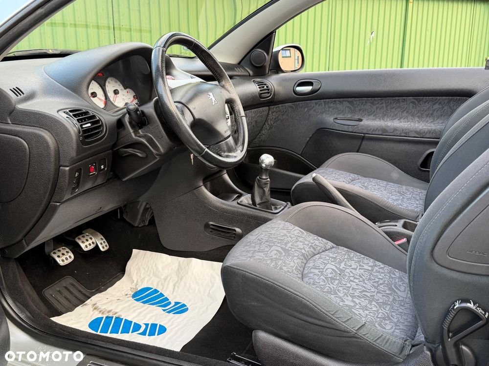 Peugeot 206 CC - 18