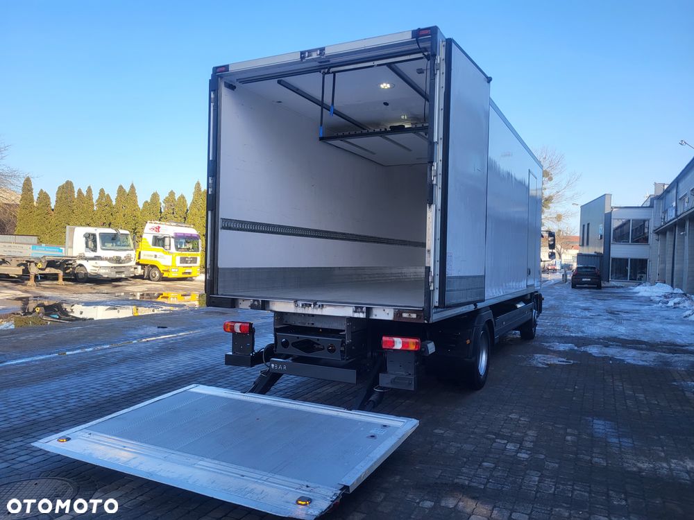 Mercedes-Benz Mercedes Atego 1624 | EURO 6 | Automat | Chłodnia Lamberet | Winda 1500 kg | TYLKO 296 tys. km | SERWIS ASO | SUPER STAN | ŚCIANA GRODZIOWA | - 38