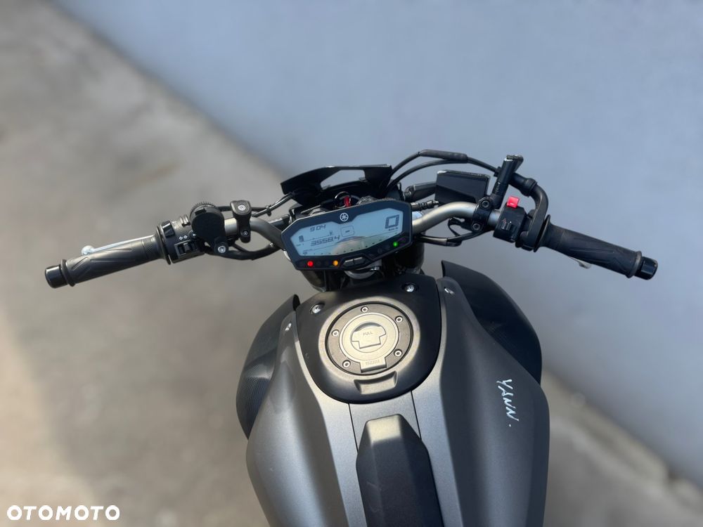 Yamaha MT - 22