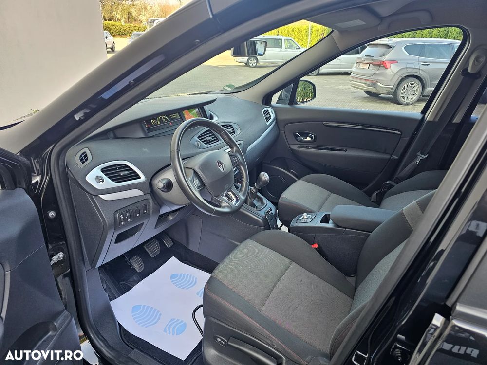 Renault Scenic - 16
