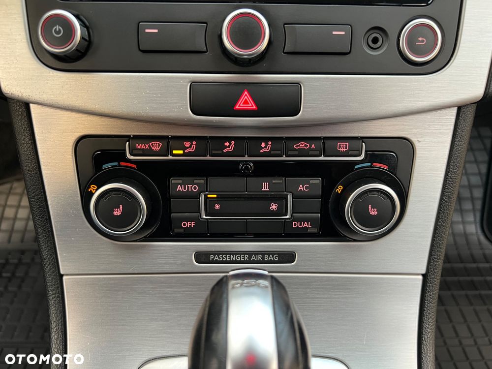 Volkswagen Passat - 17