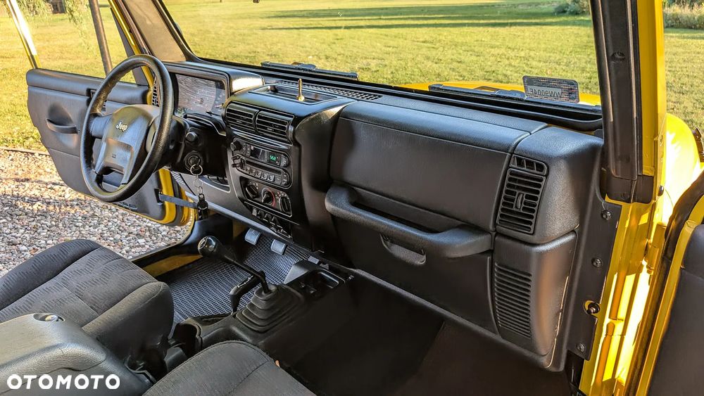 Jeep Wrangler - 39