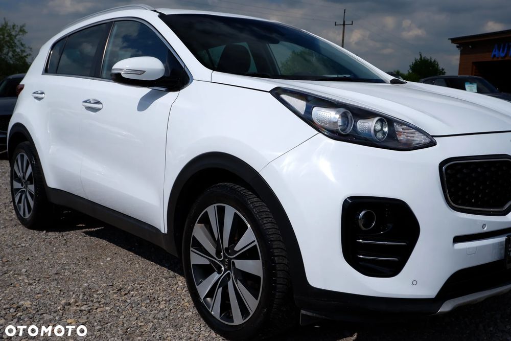 Kia Sportage 1.7 CRDI 2WD Dream-Team Edition - 2