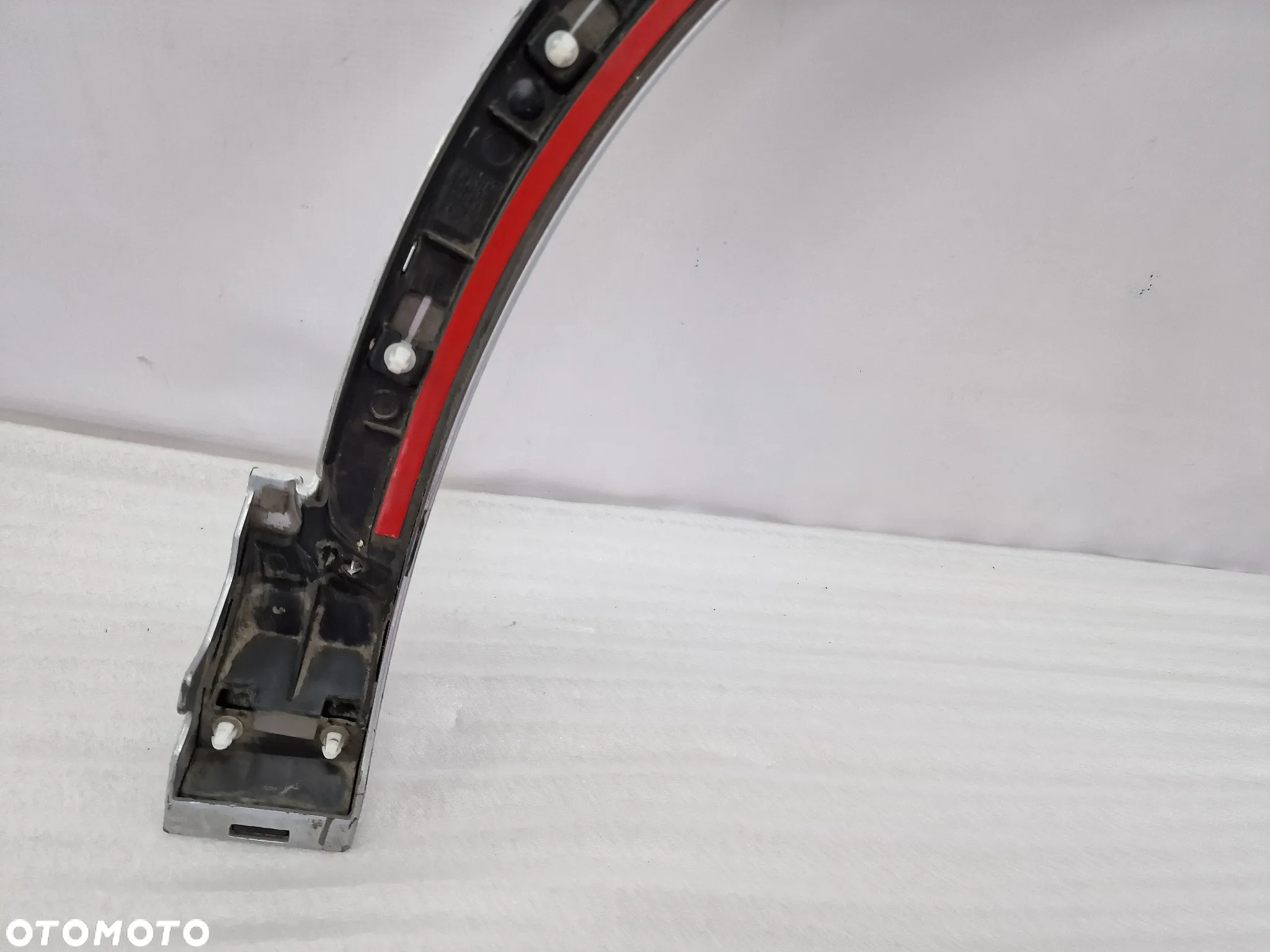 AUDI Q3 8U0 LIFT S-LINE 19 CALI 11-18 LEWA PRZEDNIA PRZÓD LISTWA NA BŁOTNIK POSZERZONA , NR 8U0853717C , NR AUKCJI NLB118 - 22