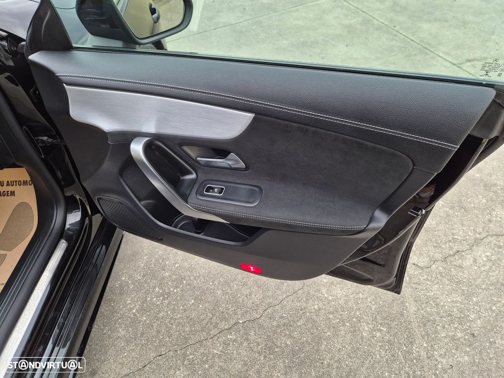 Mercedes-Benz CLA 200 d Shooting Brake AMG Line Aut. - 42