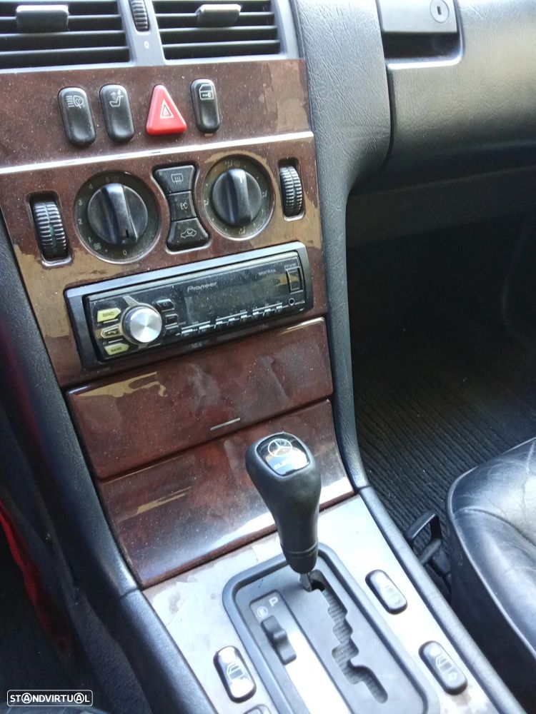 Mercedes-Benz E 280 - 12