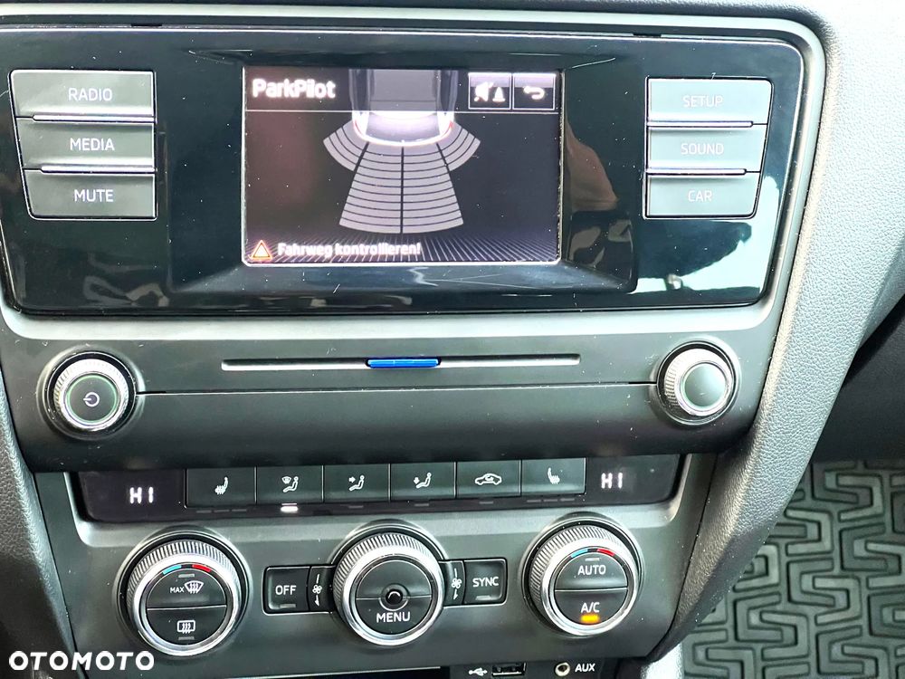 Skoda Octavia 1.4 TSI Drive - 5