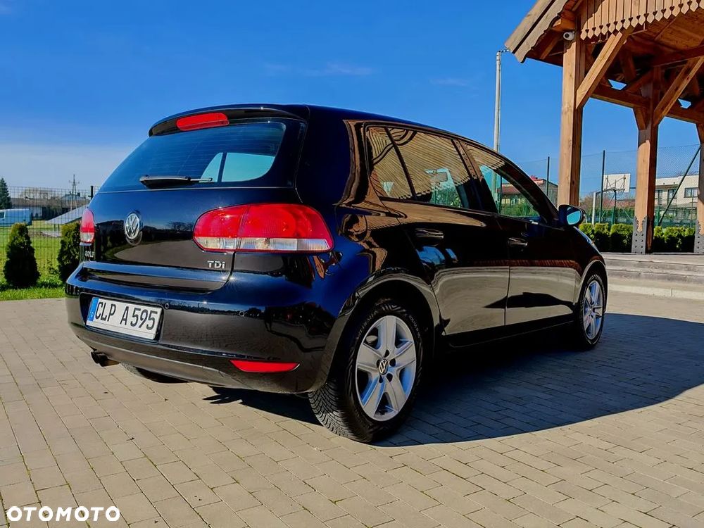 Volkswagen Golf 2.0 TDI SCR Comfortline - 12