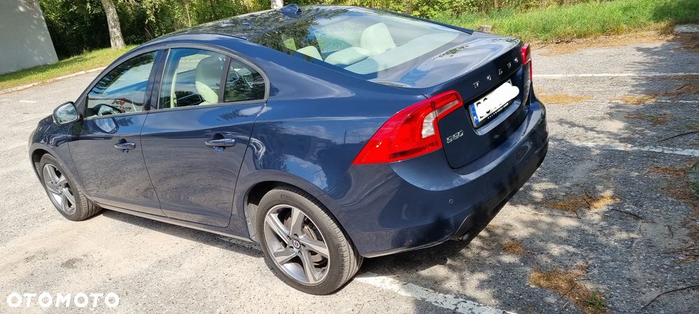 Volvo S60 D3 Summum - 6