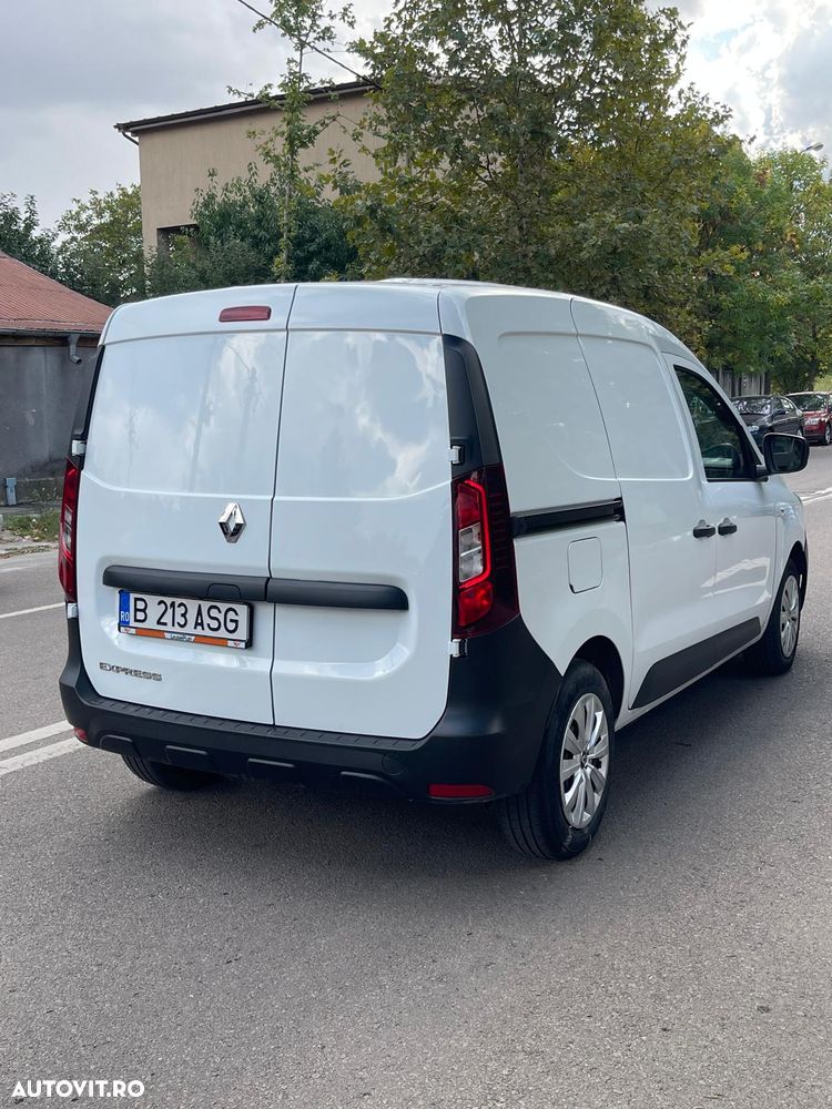Renault EXPRESS - 5