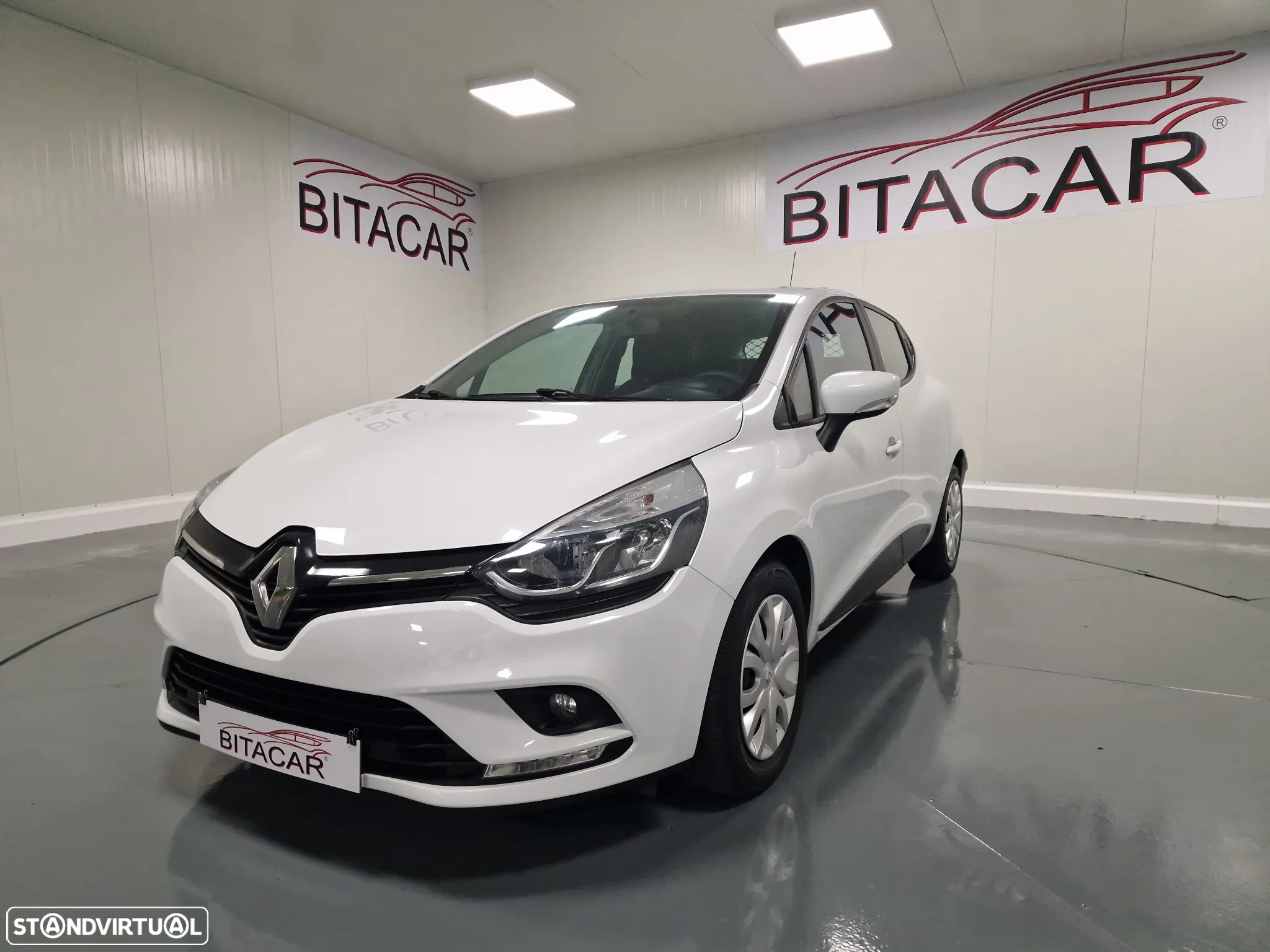 Renault CLIO SOCIETE 1.5DCI 90CV ZEN GPS IVA DEDUTIVEL - 8