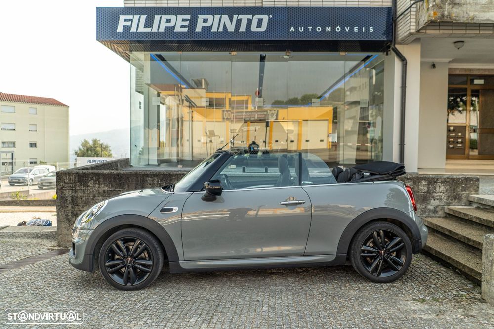 MINI Cabrio Cooper Premium Extra JCW Auto - 3