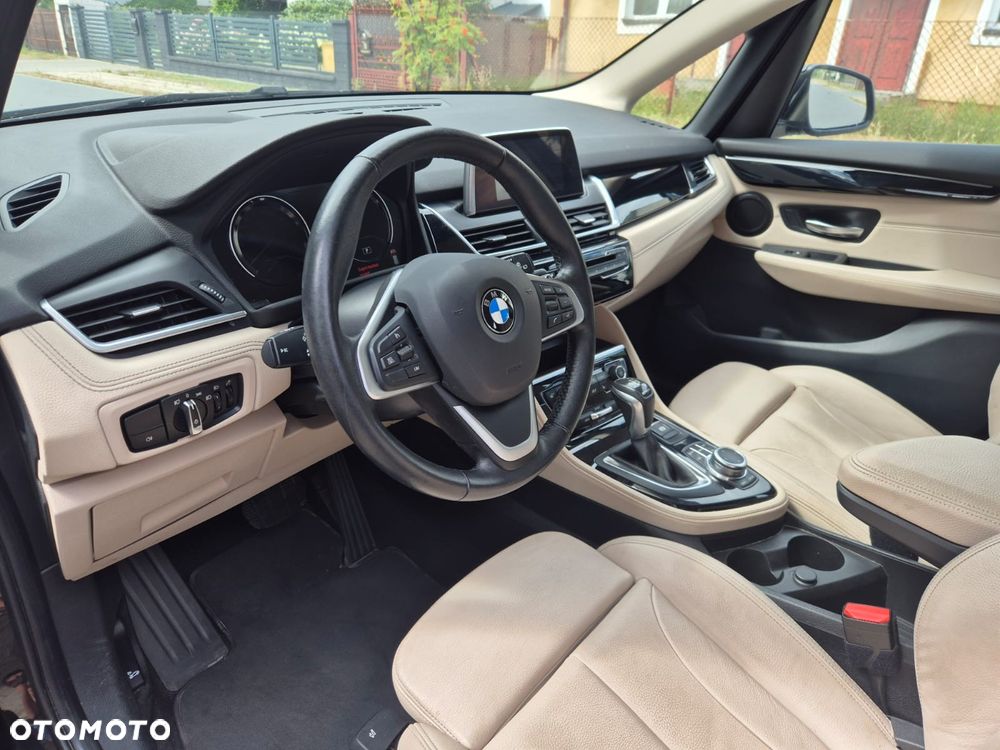 BMW Seria 2 218i Luxury Line - 13