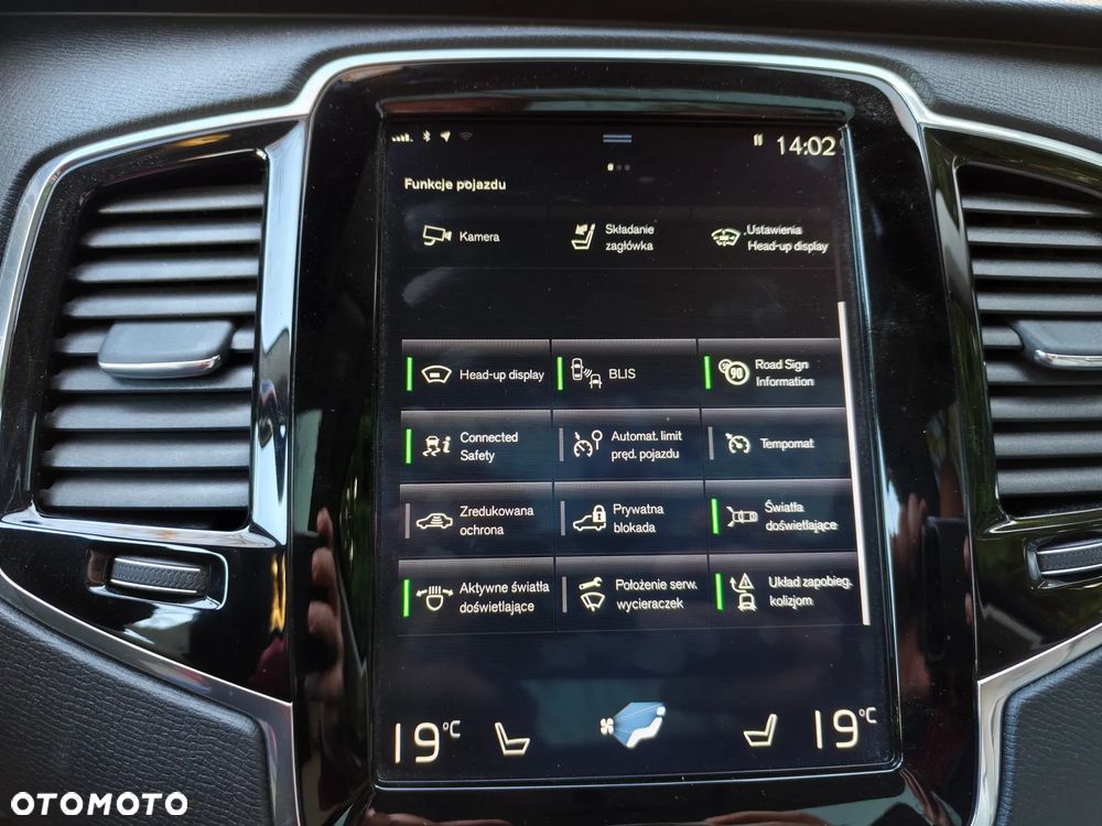 Volvo XC 90 D5 AWD Momentum 7os - 16