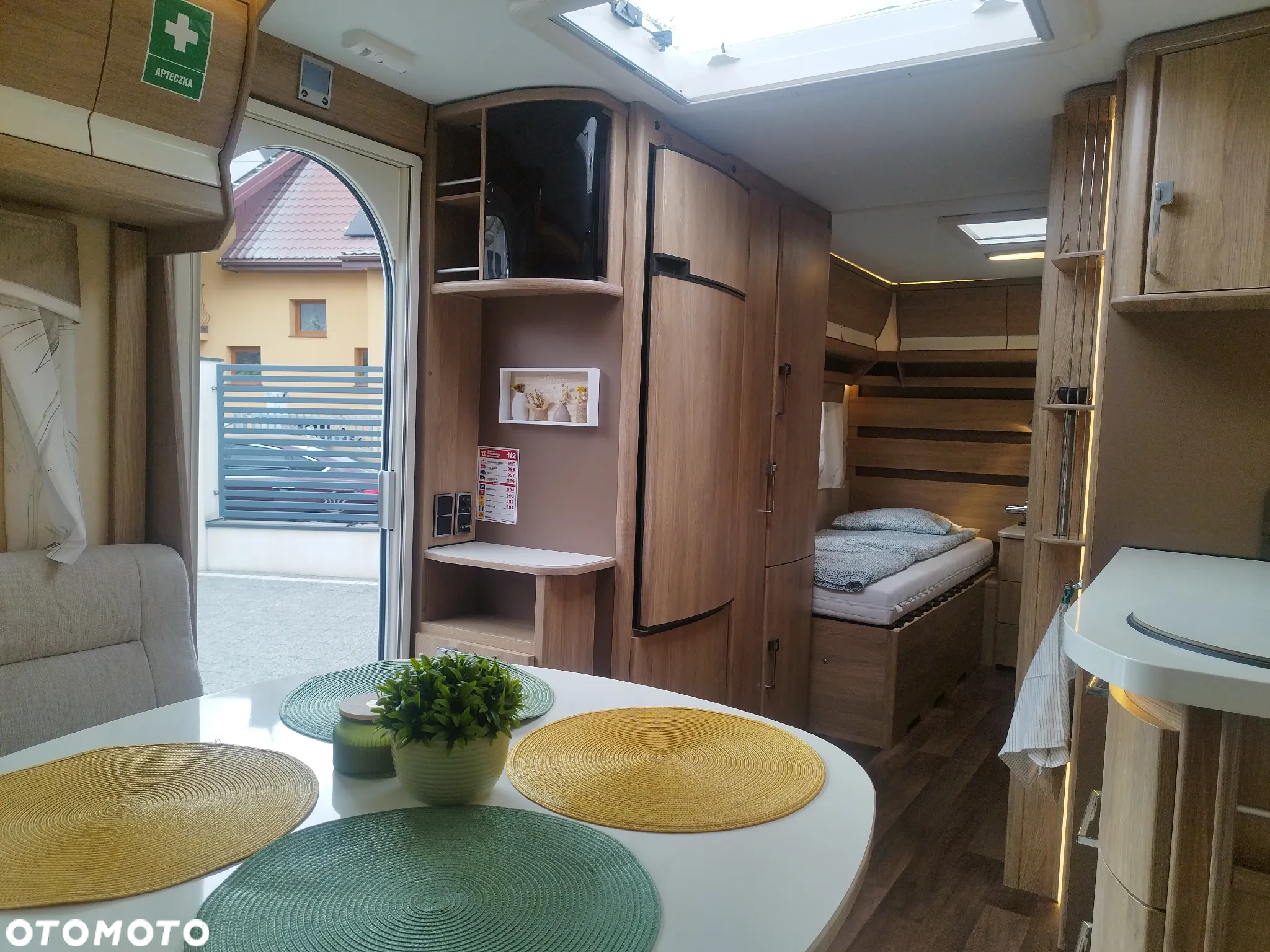 Kabe Kabe Royal 560 GLE - 10