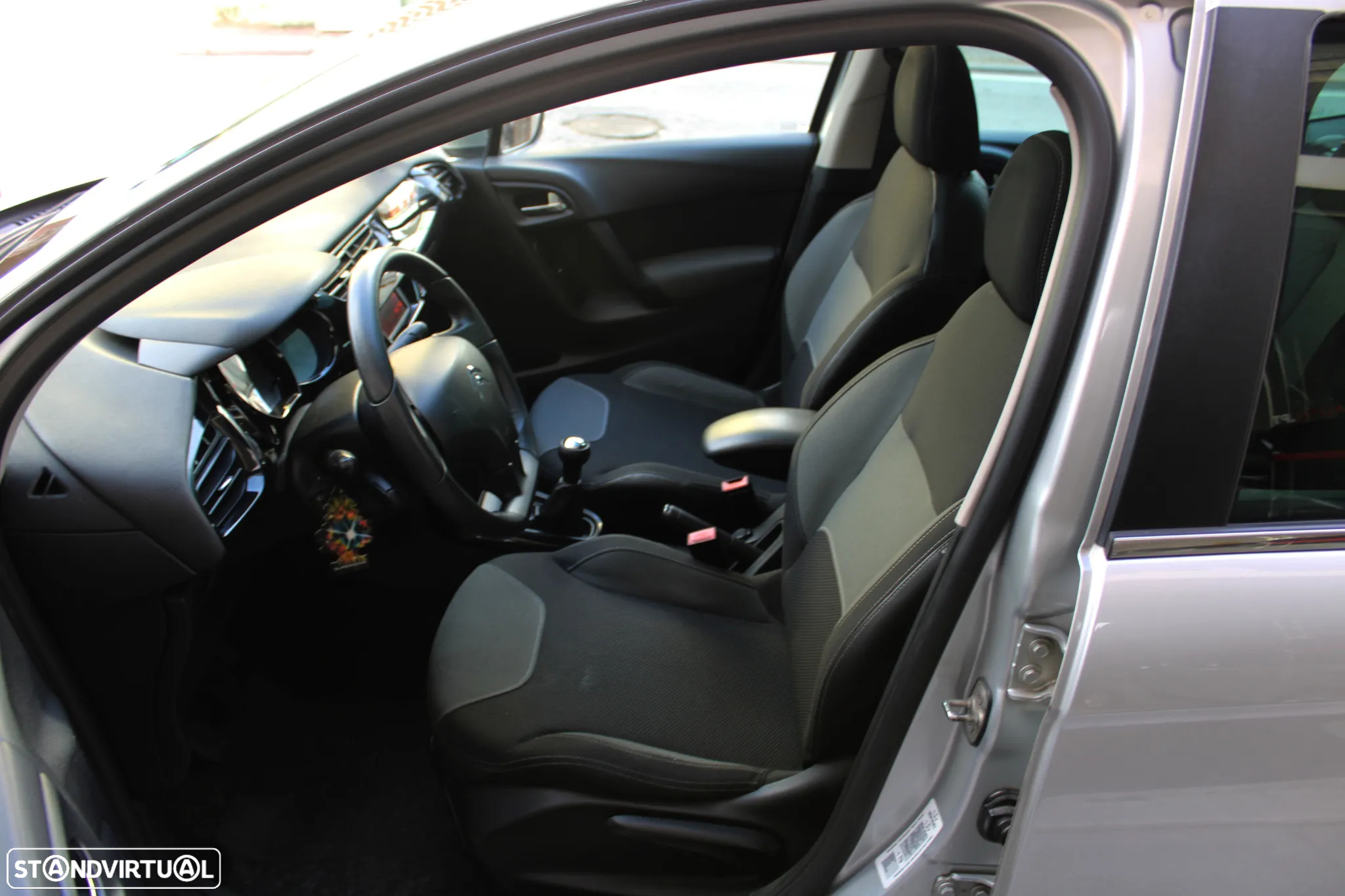 Citroën C3 1.4 HDi Airdream Attraction - 6