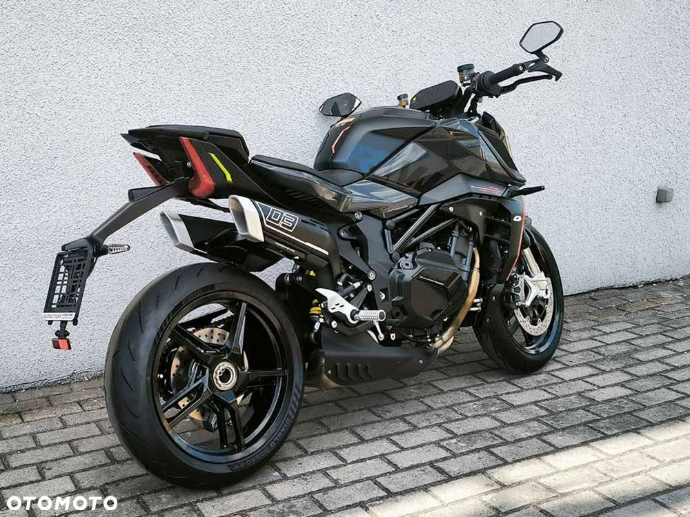 QJMOTOR SRK 921 - 9