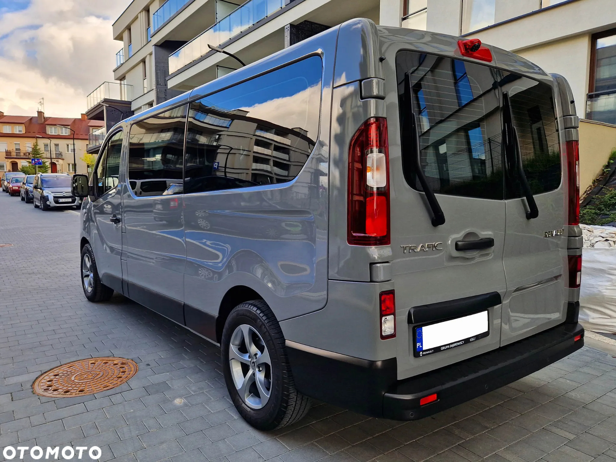 Renault Trafic Grand SpaceClass 1.6 dCi - 11