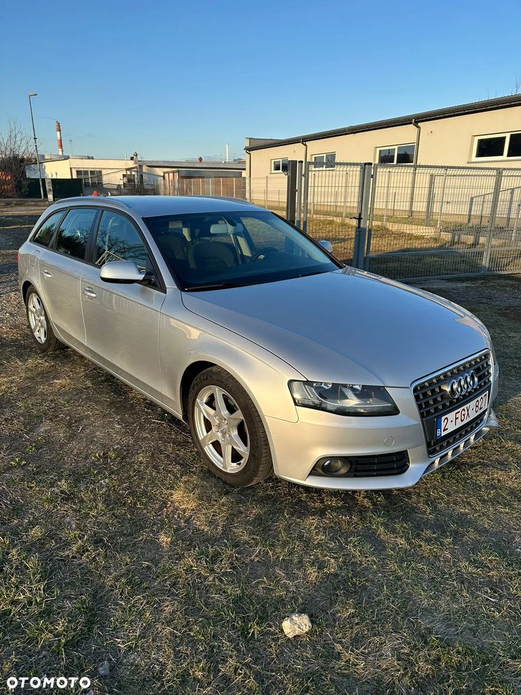 Audi A4 Avant 2.0 TDI DPF S line Sportpaket - 2