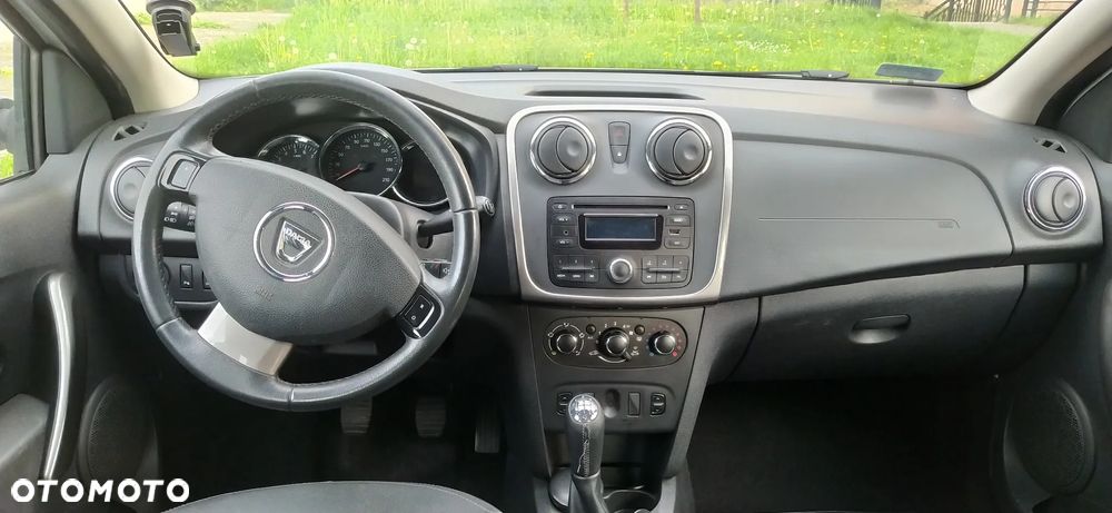 Dacia Logan 0.9 TCE Laureate - 17