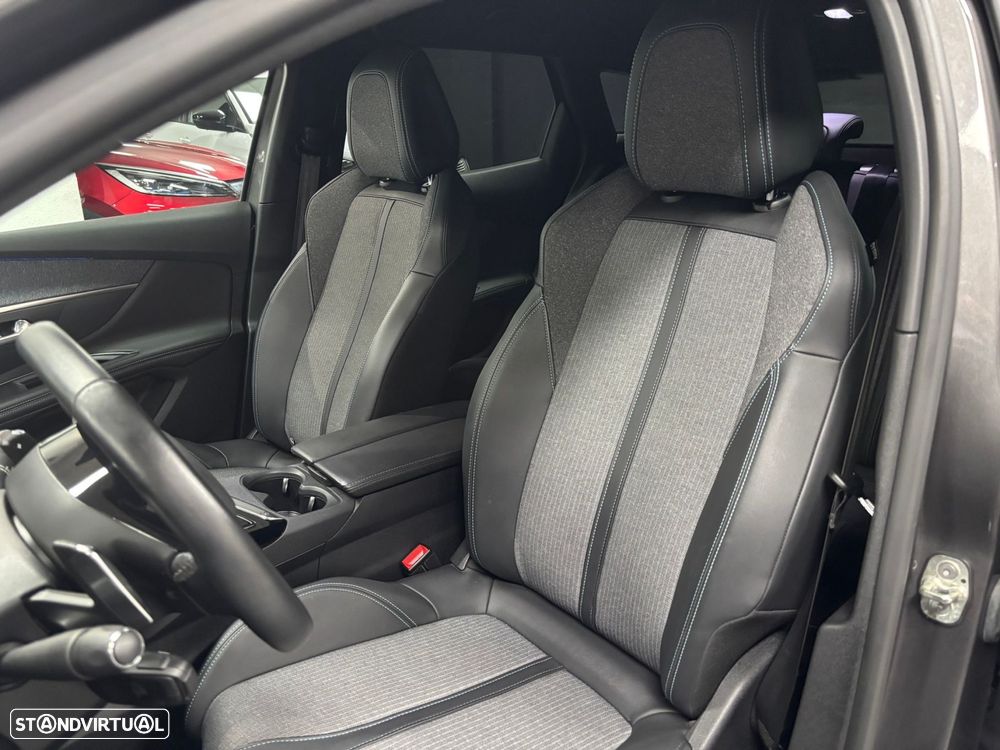 Peugeot 3008 1.6 Hybrid Allure Pack e-EAT8 - 12