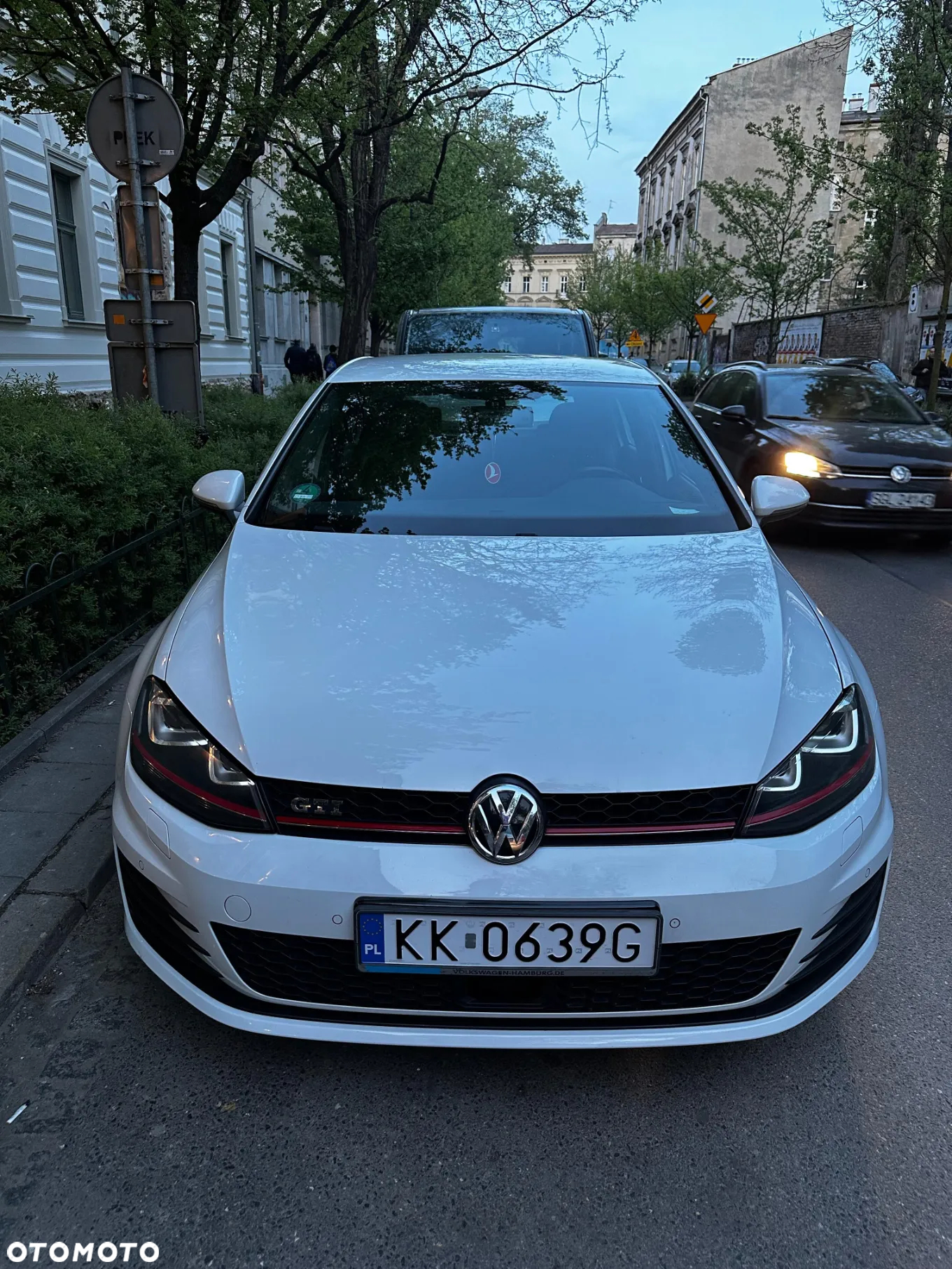 Volkswagen Golf VII 2.0 TSI BMT GTI - 2