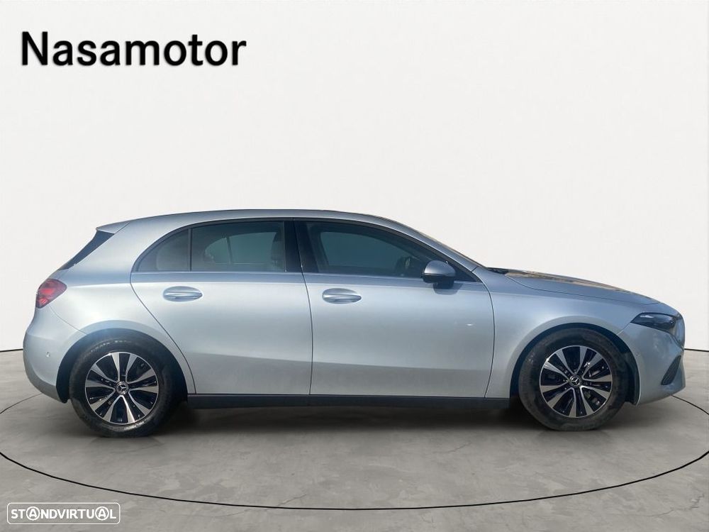 Mercedes-Benz A 200 - 4