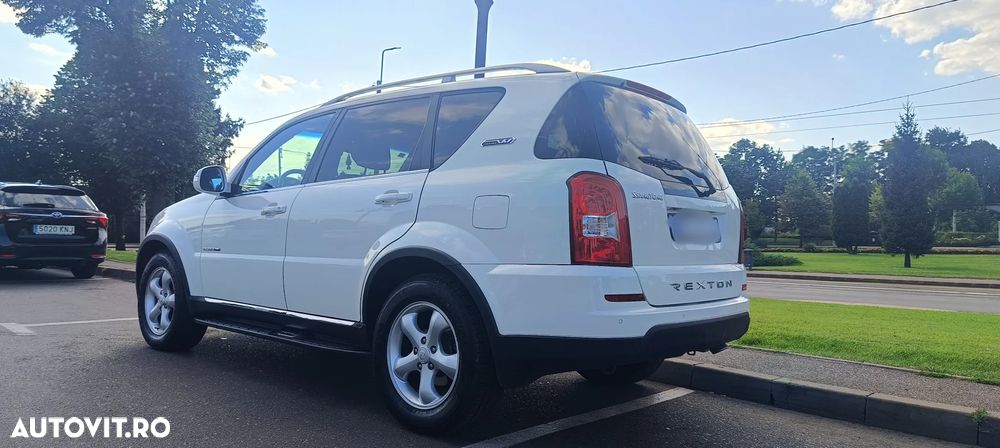 SsangYong REXTON W 2.2 e-XDI 220 4WD Automatik Executive - 4