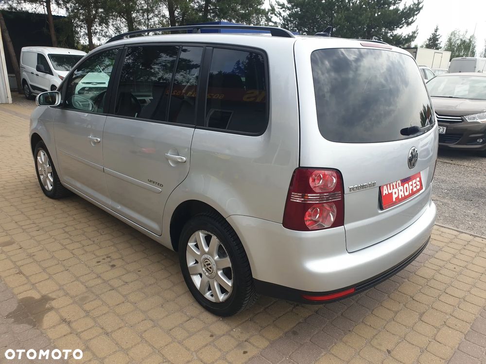 Volkswagen Touran 1.6 United - 4