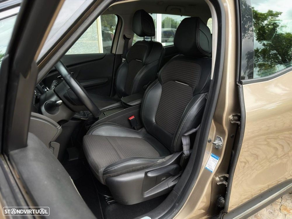 Renault Grand Scénic 1.5 dCi Intens Hybrid Assist SS - 6