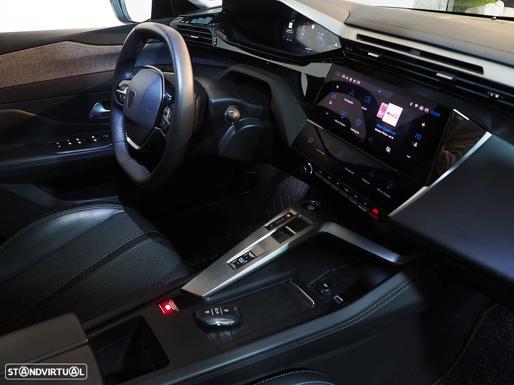 Peugeot 308 SW BlueHDi 130 EAT8 Allure Pack - 14