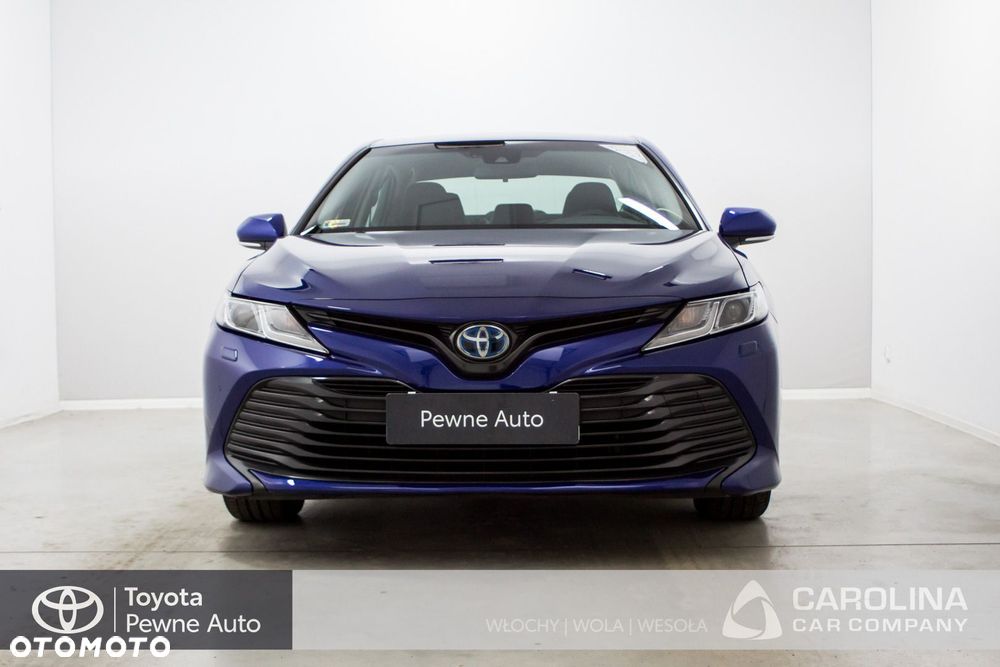 Toyota Camry - 20