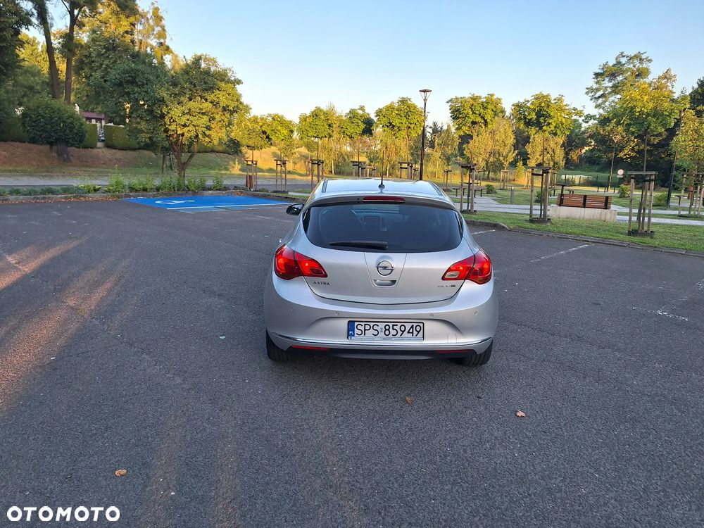 Opel Astra 1.4 Turbo ecoFLEX Start/Stop ENERGY - 4