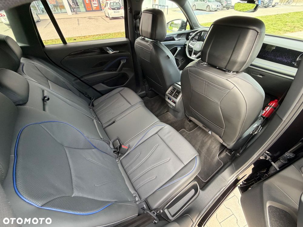 Volkswagen Tiguan 2.0 TDI SCR DSG R-Line - 23