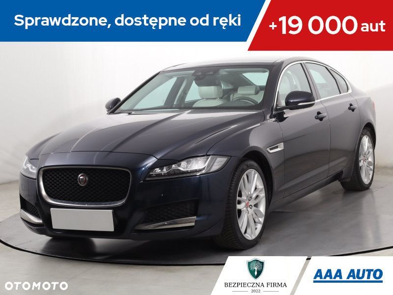 Jaguar XF - 2