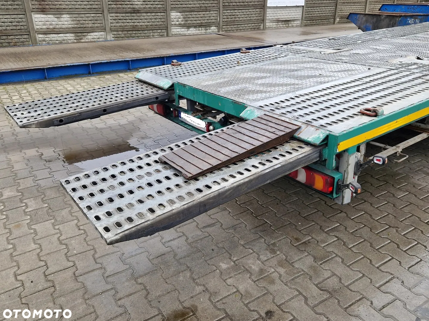 Mercedes-Benz Actros 2543 LAWETA POMOC DROGOWA NAJAZD HYDRAULICZNY 3-OSIE 6x2 - 18