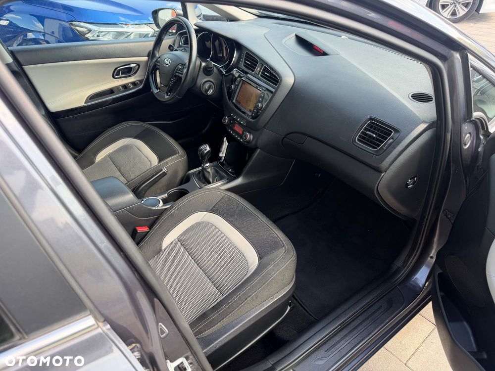 Kia Ceed 1.6 CRDi Spirit - 18