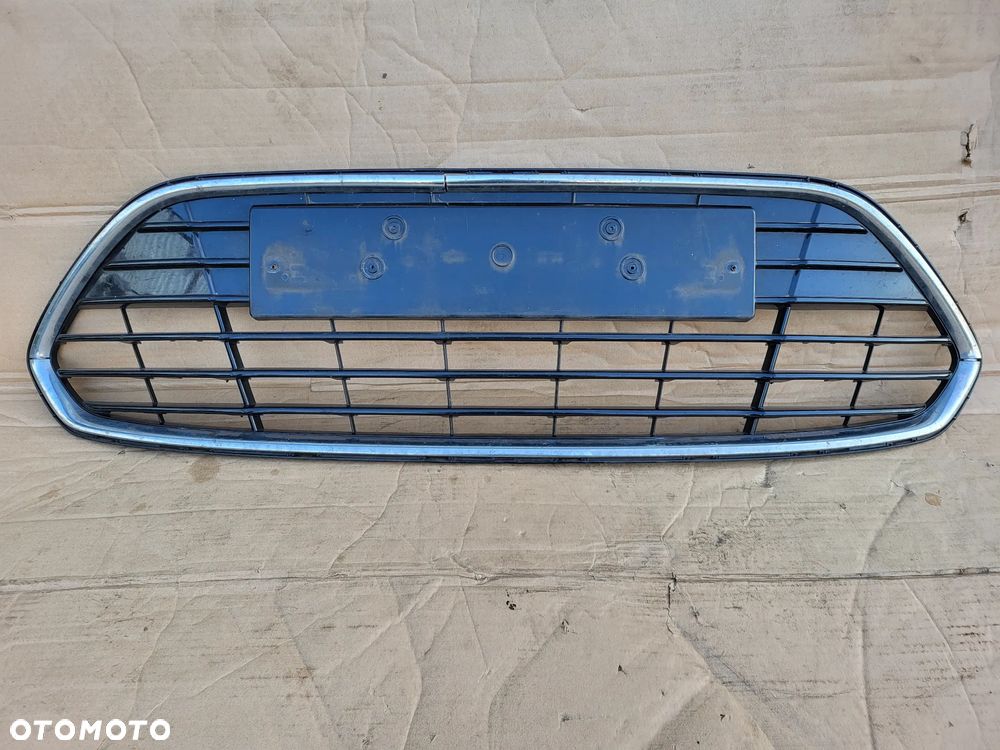 KRATKA SRODKOWA ZDERZAKA FORD MONDEO MK4 LIFT - 1