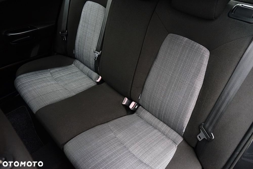 Kia Ceed 1.6 CRDi 90 ISG Spirit - 21