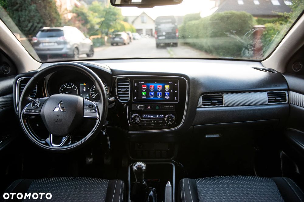 Mitsubishi Outlander 2.0 2WD Edition - 31