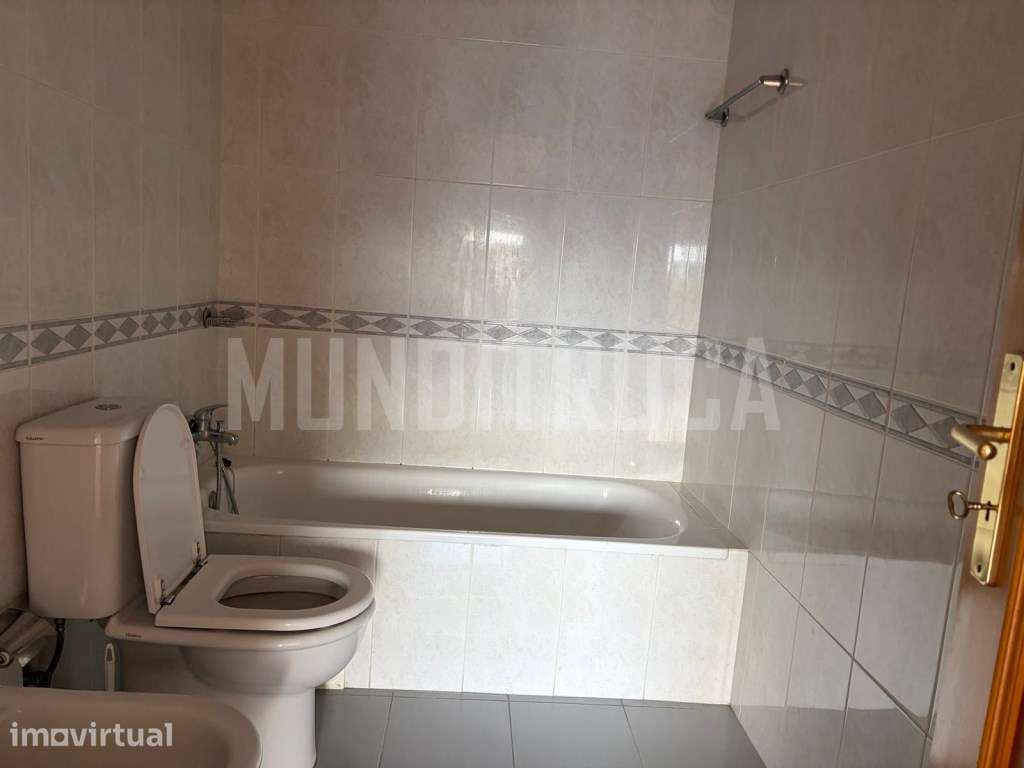 Apartamento T4 S. Vitor - Grande imagem: 4/17
