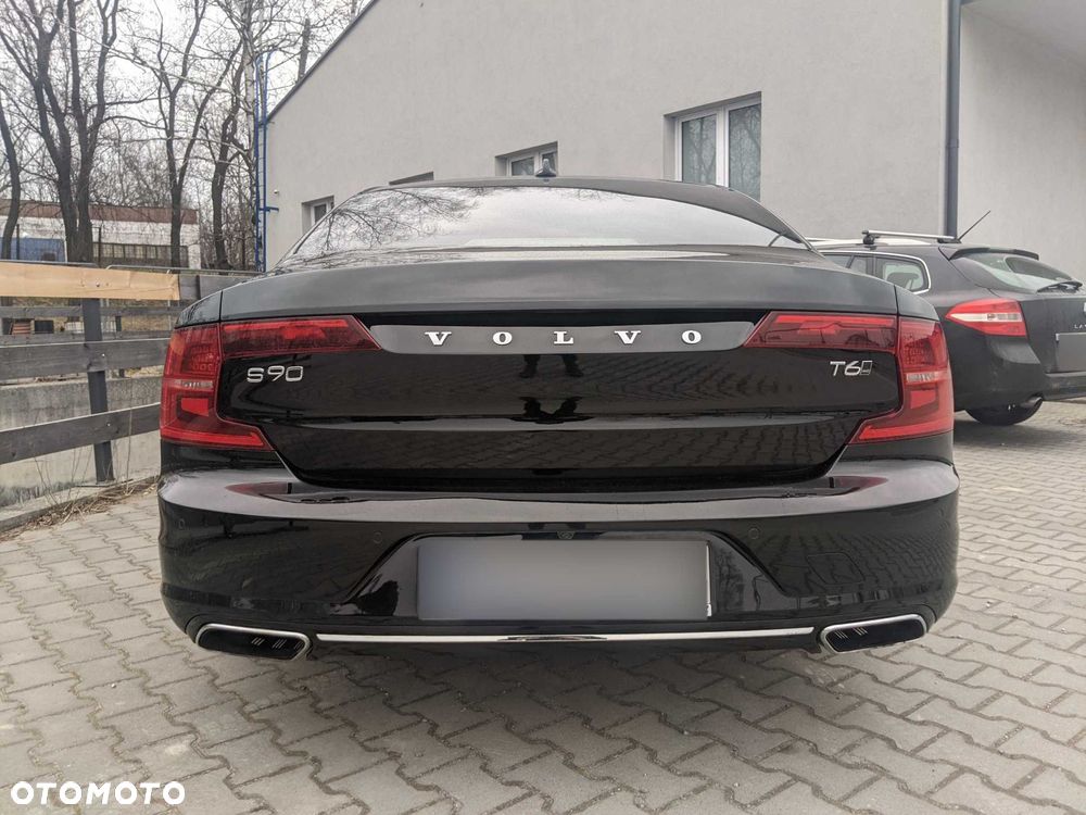 Volvo S90 - 4