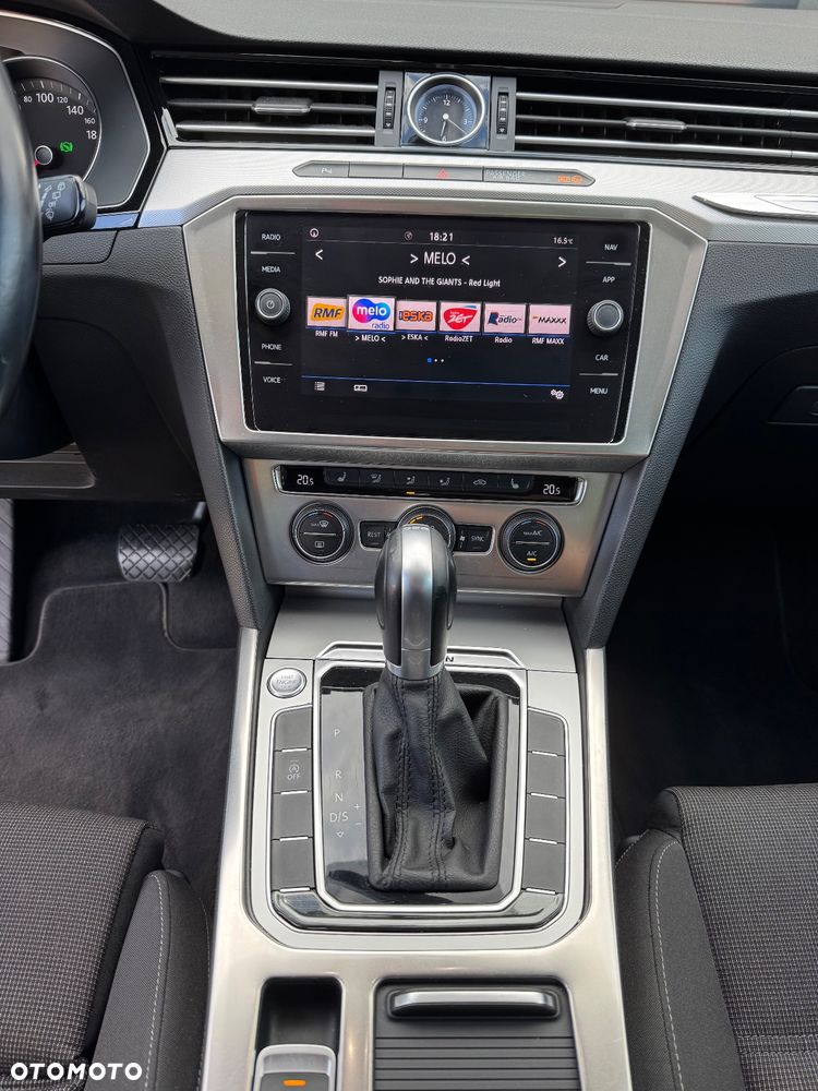 Volkswagen Passat Variant 2.0 TDI BMT SCR 4Mot Comfortline DSG7 - 22